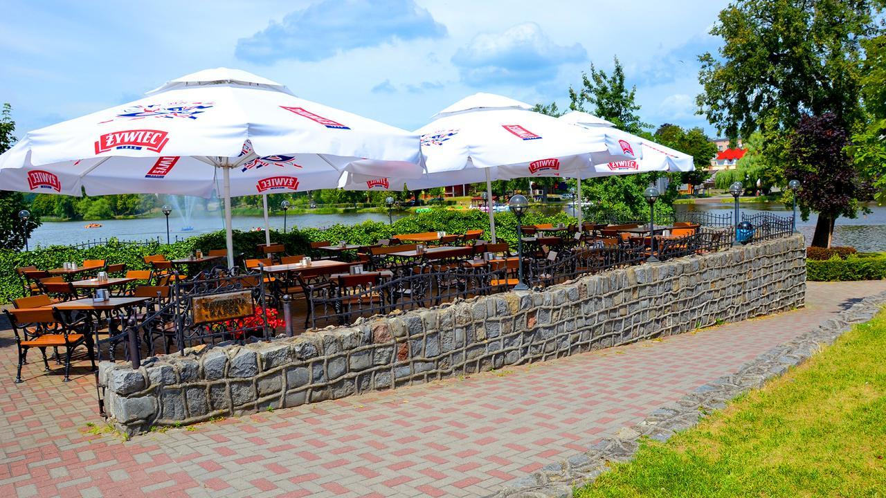 Tawerna Kaper Hotel Ilawa Exterior photo